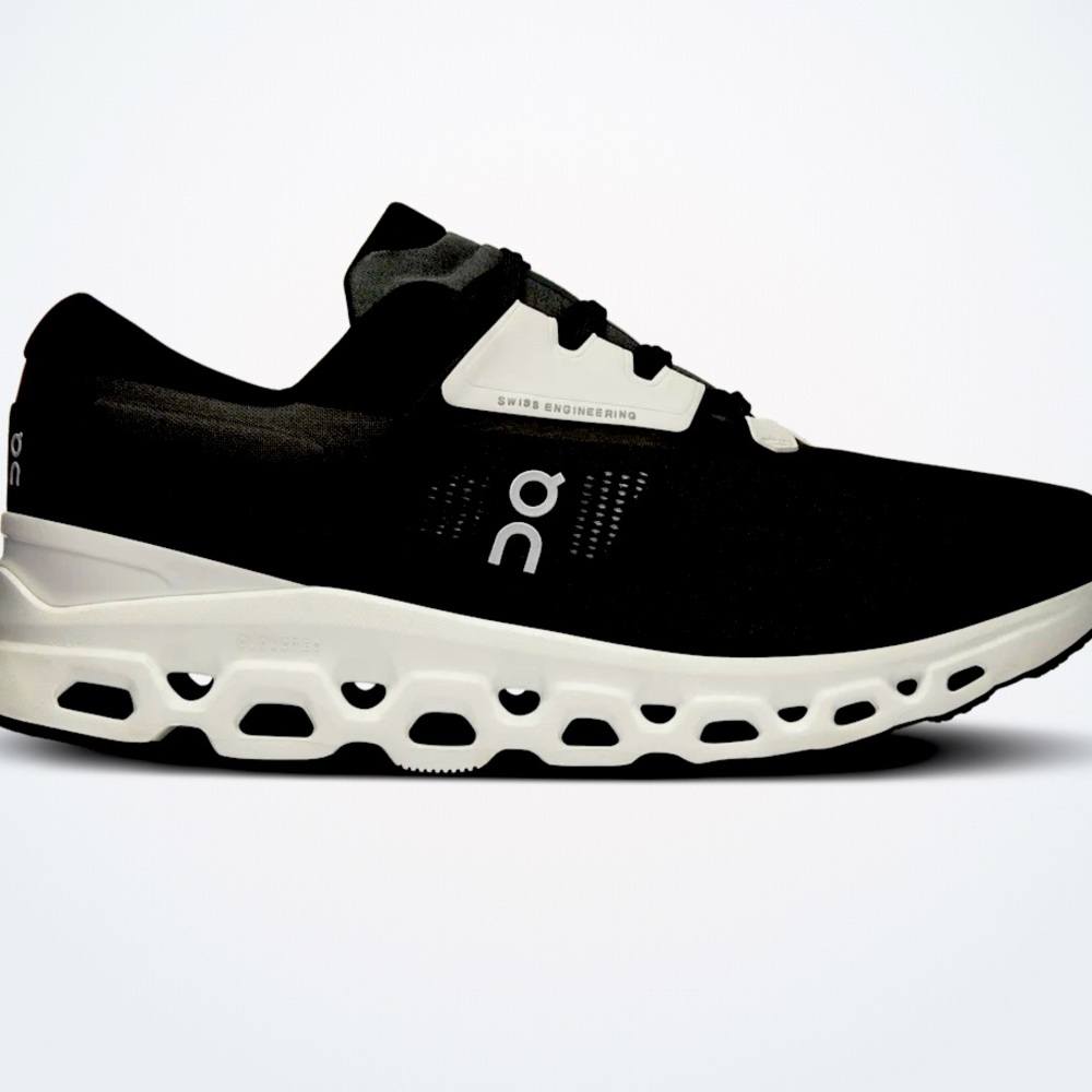 On Running Men's Black and White Athletic Cloudstratus 3